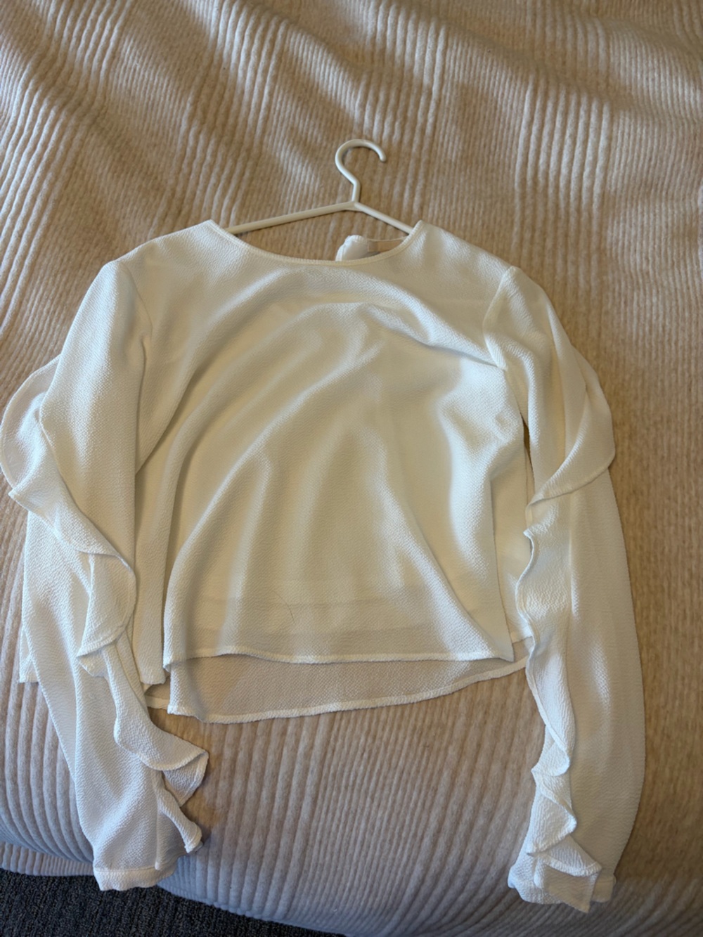 H&M White Ruffle Long-Sleeve Top